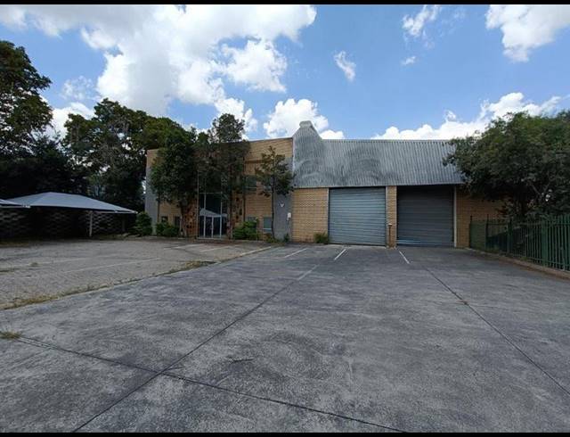 INDUSTRIAL PROPERTY TO RENT IN LINBRO PARK